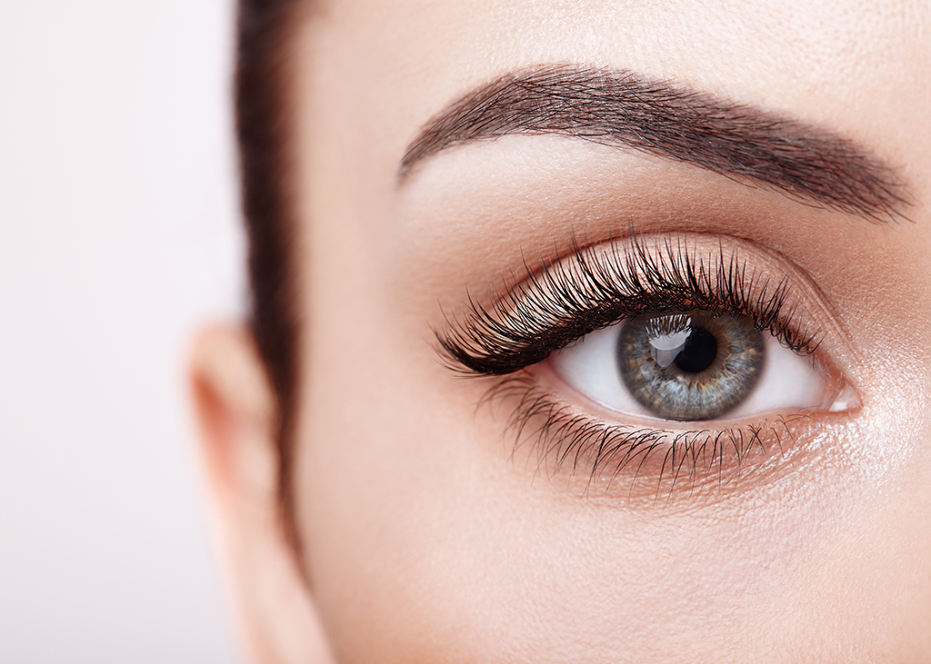 Lashlifting bei Zeinab Beauty
